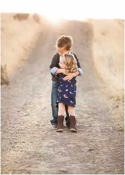 为什么要生两个孩子